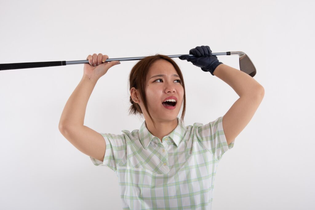 50代からゴルフを始める女性必見！道具選びのポイントと上達の秘訣とは！？ な練習は厳禁！ ゴルフ浸り